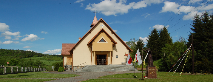 zdjęcie kościoła w makowej